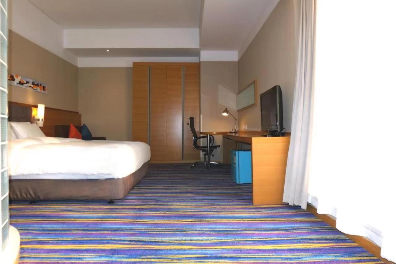 Holiday Inn Express Tianjin Heping By Ihg Exterior photo